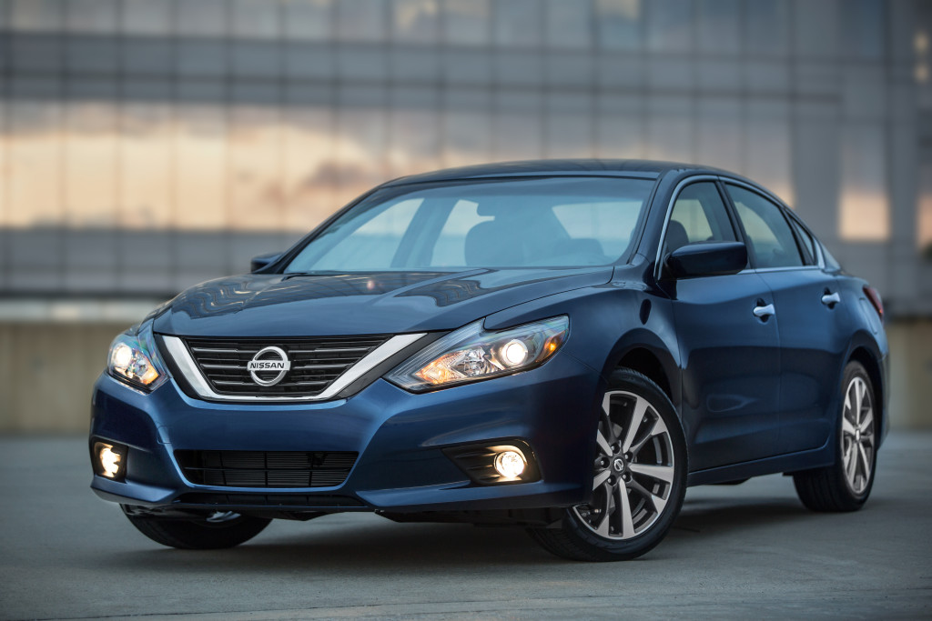 The 2016 Nissan Altima refresh (the SR is shown here) adds more high-strength steel to the A- and B-pillars, which likely means body shops won't be able to wait until the next Altima generation to learn new repair procedures. (Provided by Nissan)