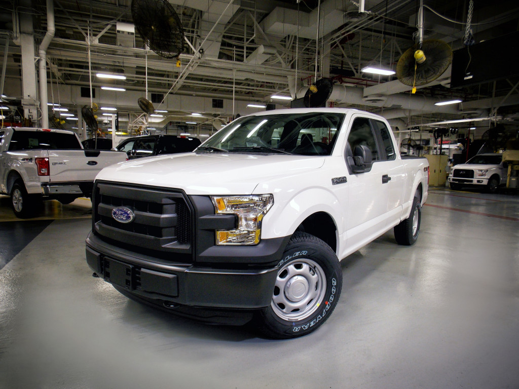 A SuperCab 2016 Ford F-150 is seen at a Claycomo, Mo. factory in 2015. (Provided by Ford)