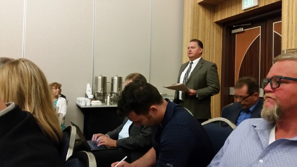 California Autobody Association President Ted Stein speaks at the SCRS open board meeting Aug. 9, 2016. (John Huetter/Repairer Driven News)