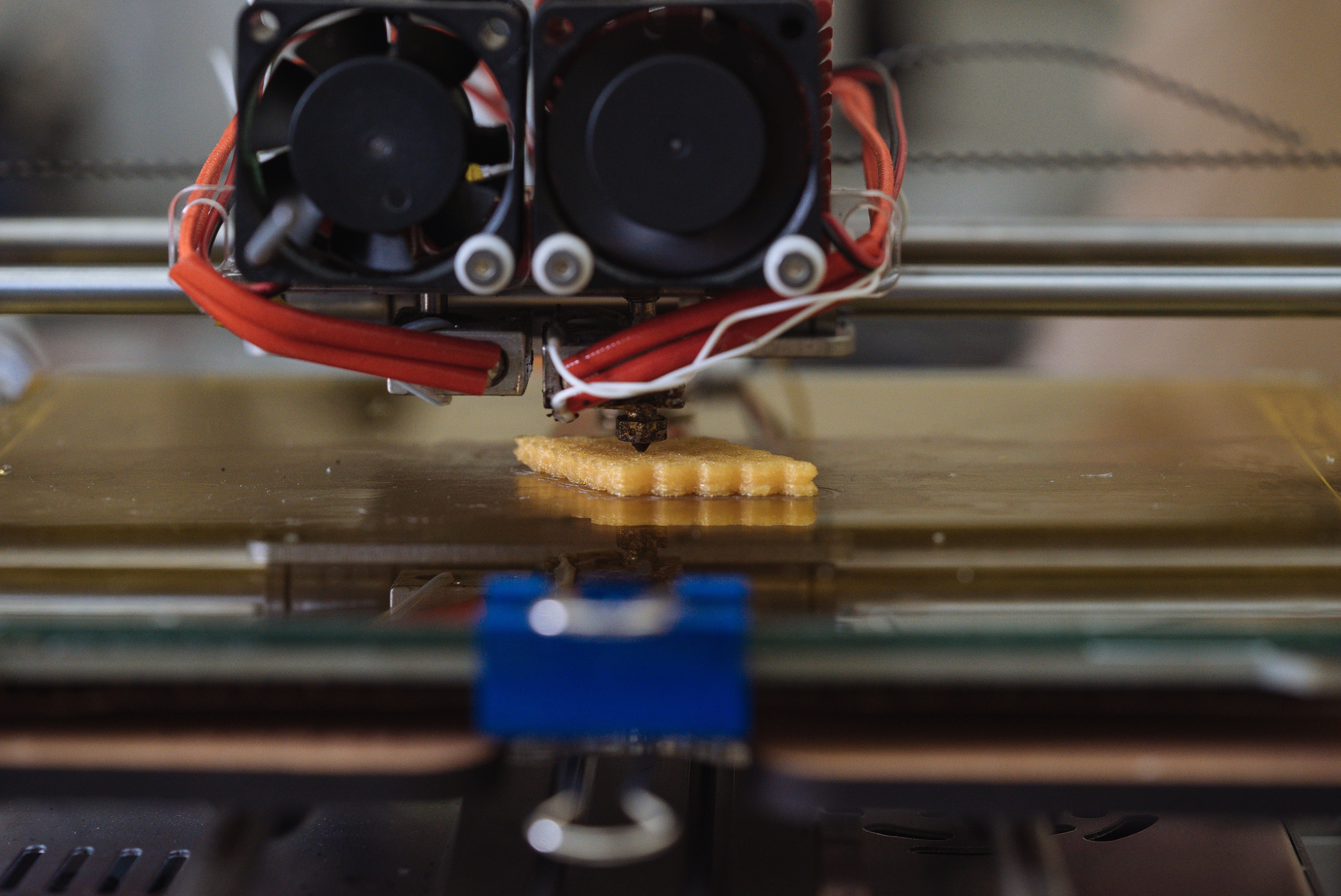 3-D printing: Prototype bumper fascia produced quickly; Rice ‘schwarzites’ could make structural car parts