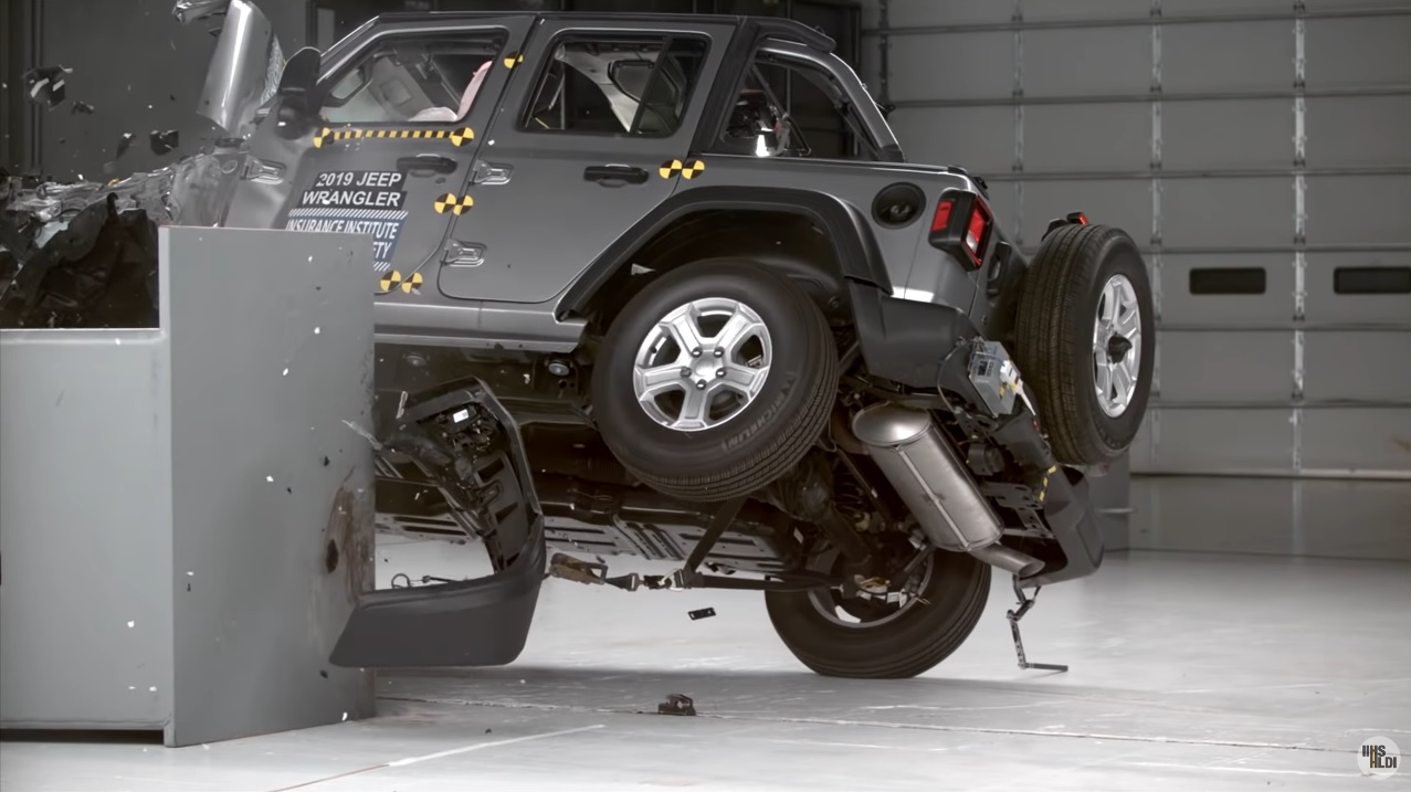 Surprising IIHS Jeep Wrangler crash test offers shops a reminder to follow  best practices | Repairer Driven News