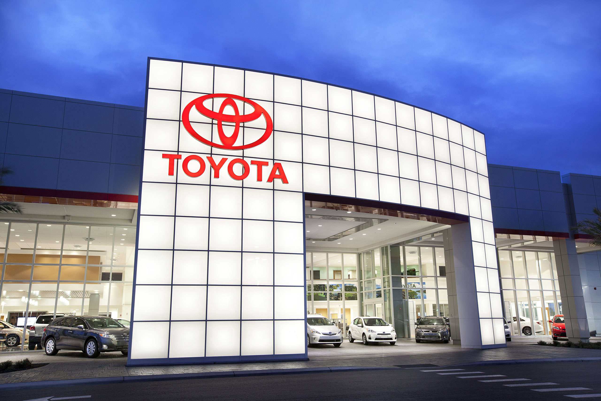 toyota auto dealers