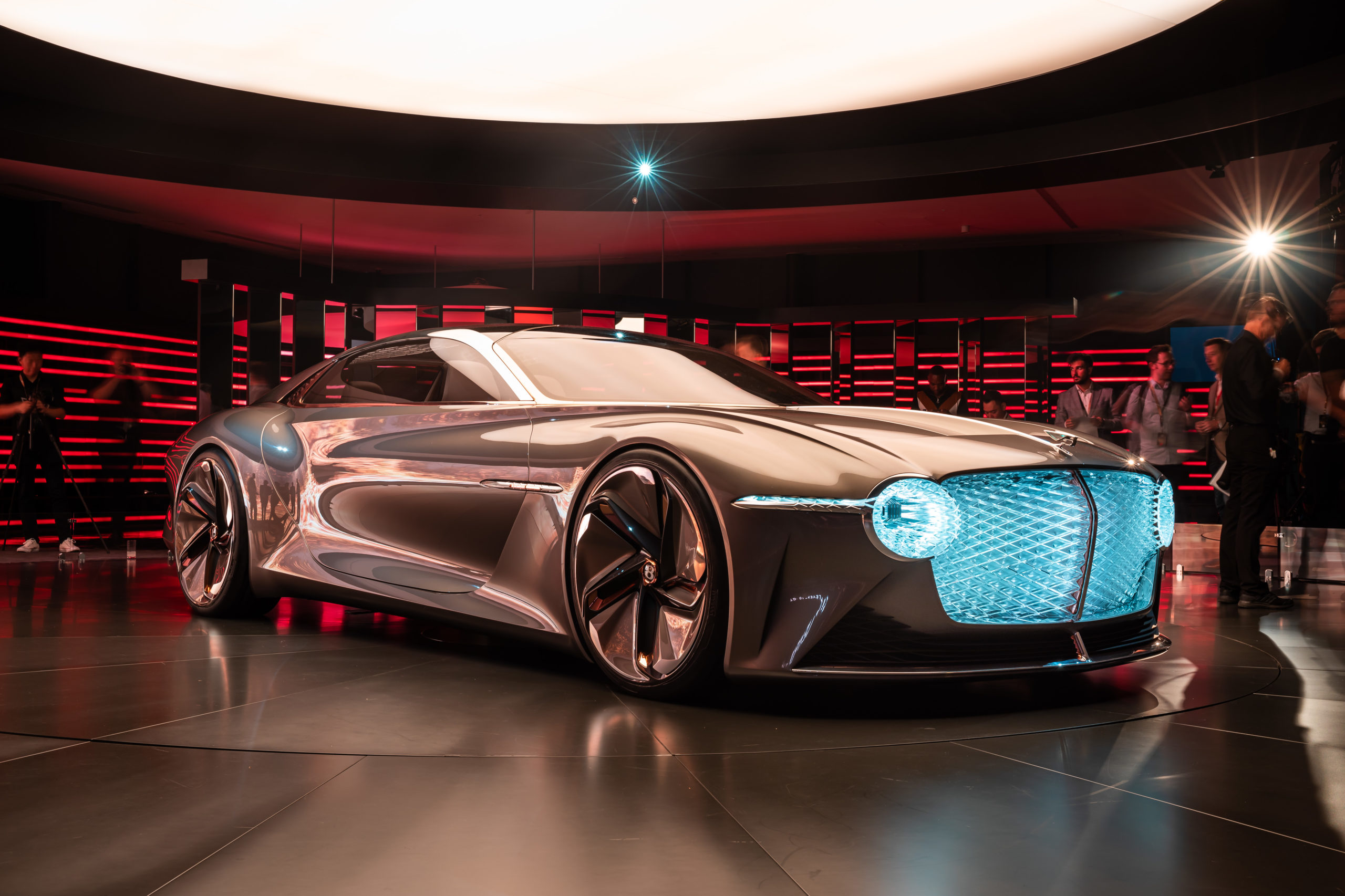 Сайт мир машин. Bentley Exp 100 gt. Bentley Exp 100 gt Concept. Bentley Electric Exp 100 gt. 2019 Bentley Exp 100 gt Concept.