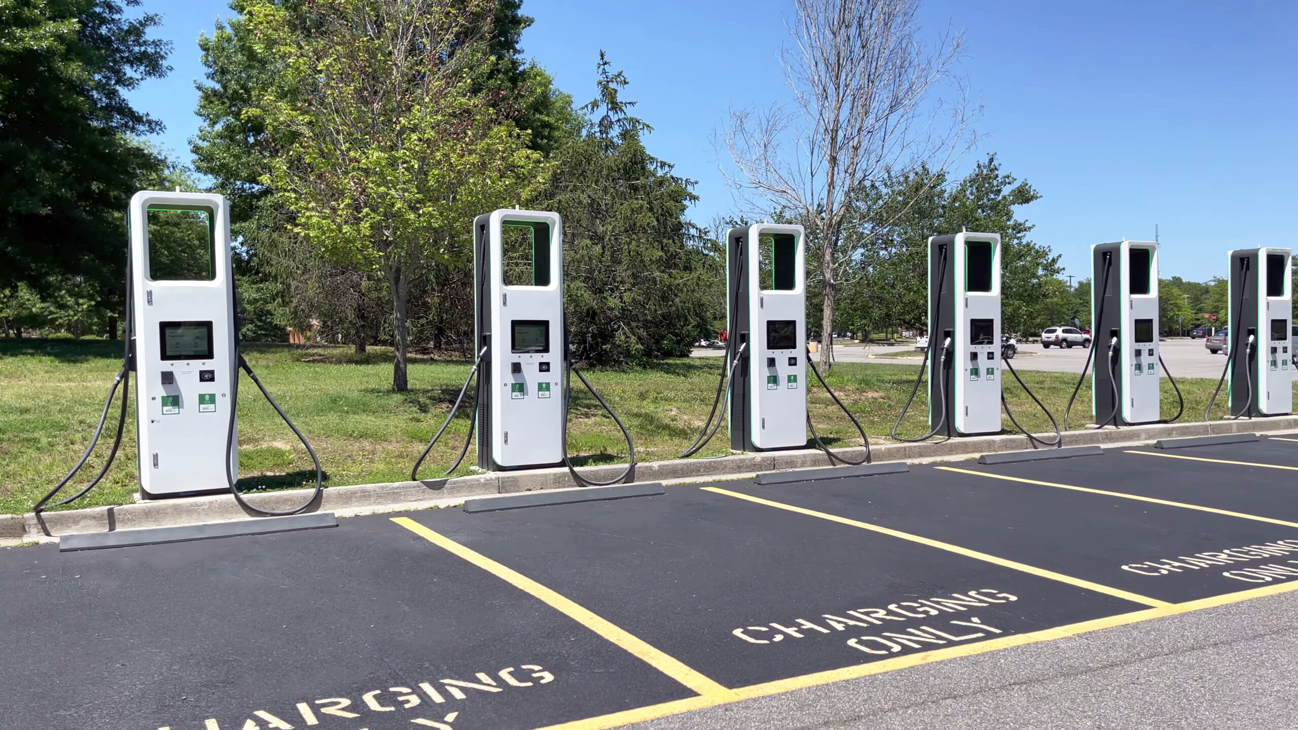 EV & alternative fuels infrastructure: Ohio tackling both, Louisiana passes bill on EV charging