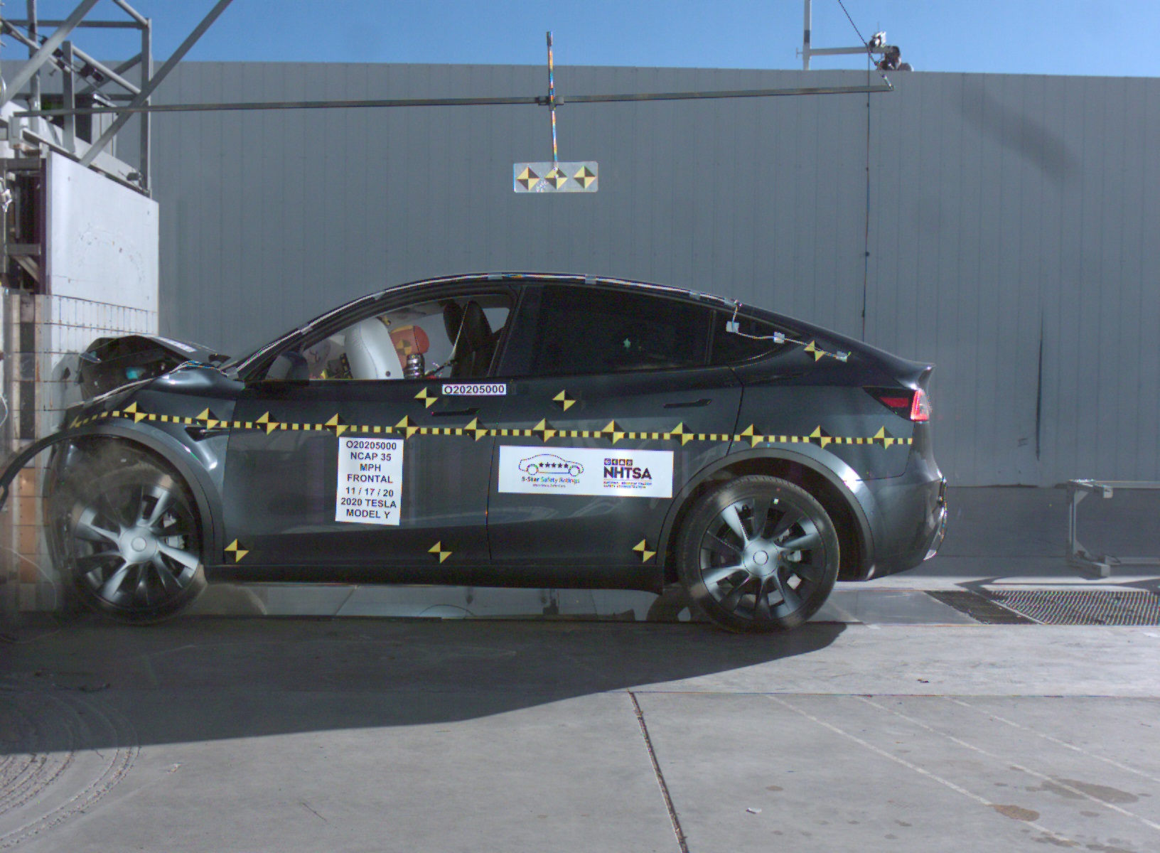 NHTSA looks into reports that Tesla added crash test code into vehicle software