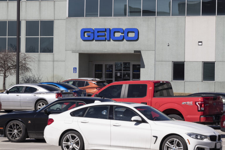 GEICO faces class action lawsuit over unpaid title and transfer fees