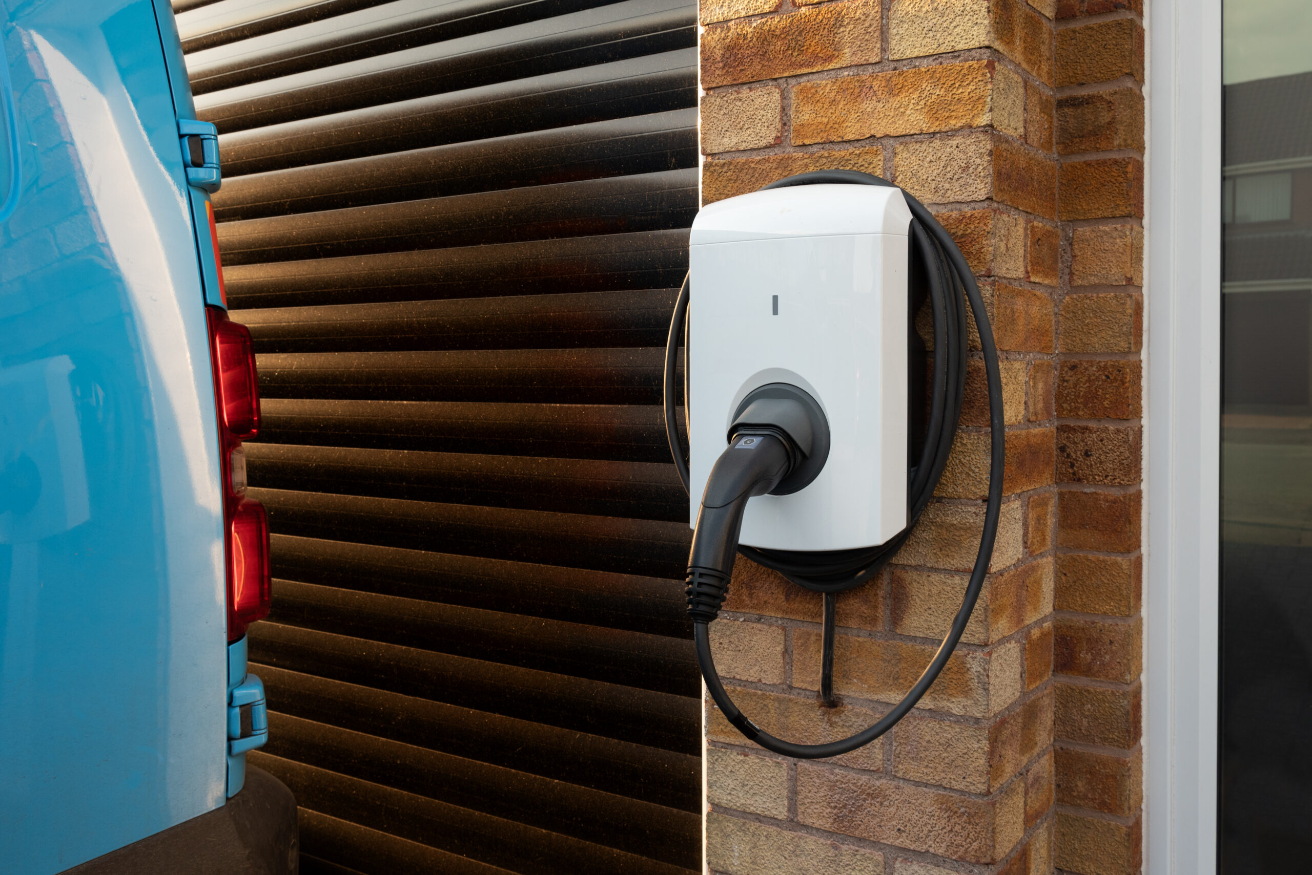 Illinois bill would require new homes to include EV chargers Repairer